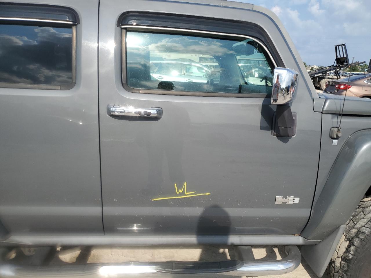 2008 Hummer H3 Alpha VIN: 5GTEN13L188145055 Lot: 66590564