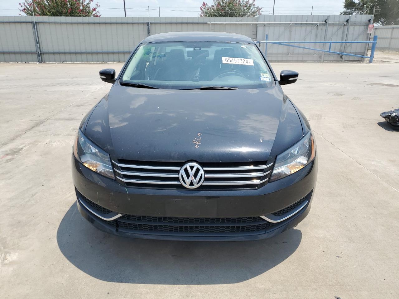 2015 Volkswagen Passat S VIN: 1VWAT7A35FC049504 Lot: 65457724