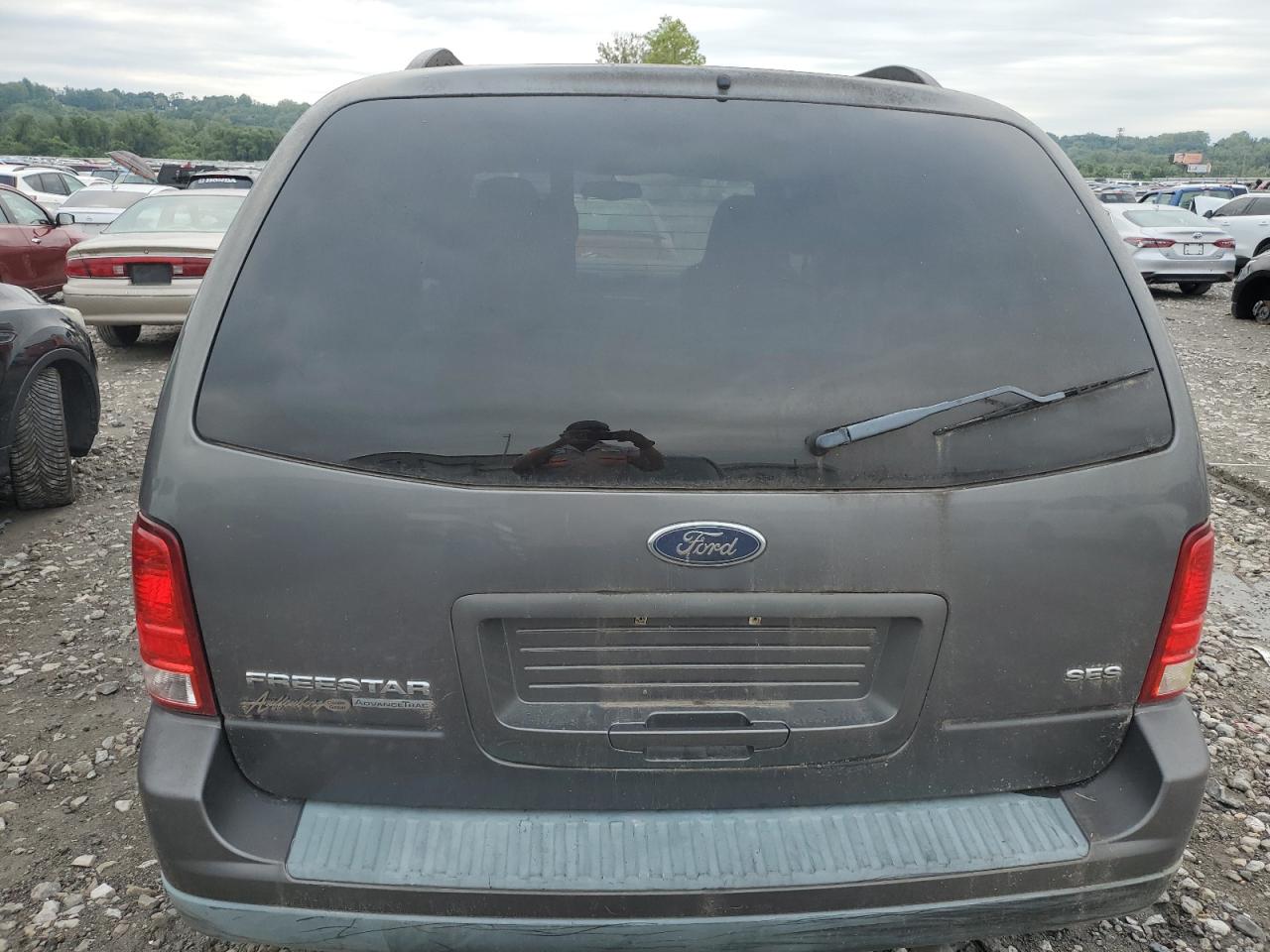 2FMZA57695BA12516 2005 Ford Freestar Ses