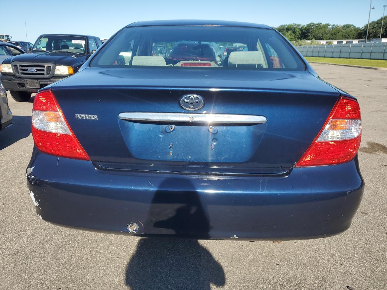 2003 Toyota Camry Le VIN: 4T1BE32K73U200988 Lot: 66918654