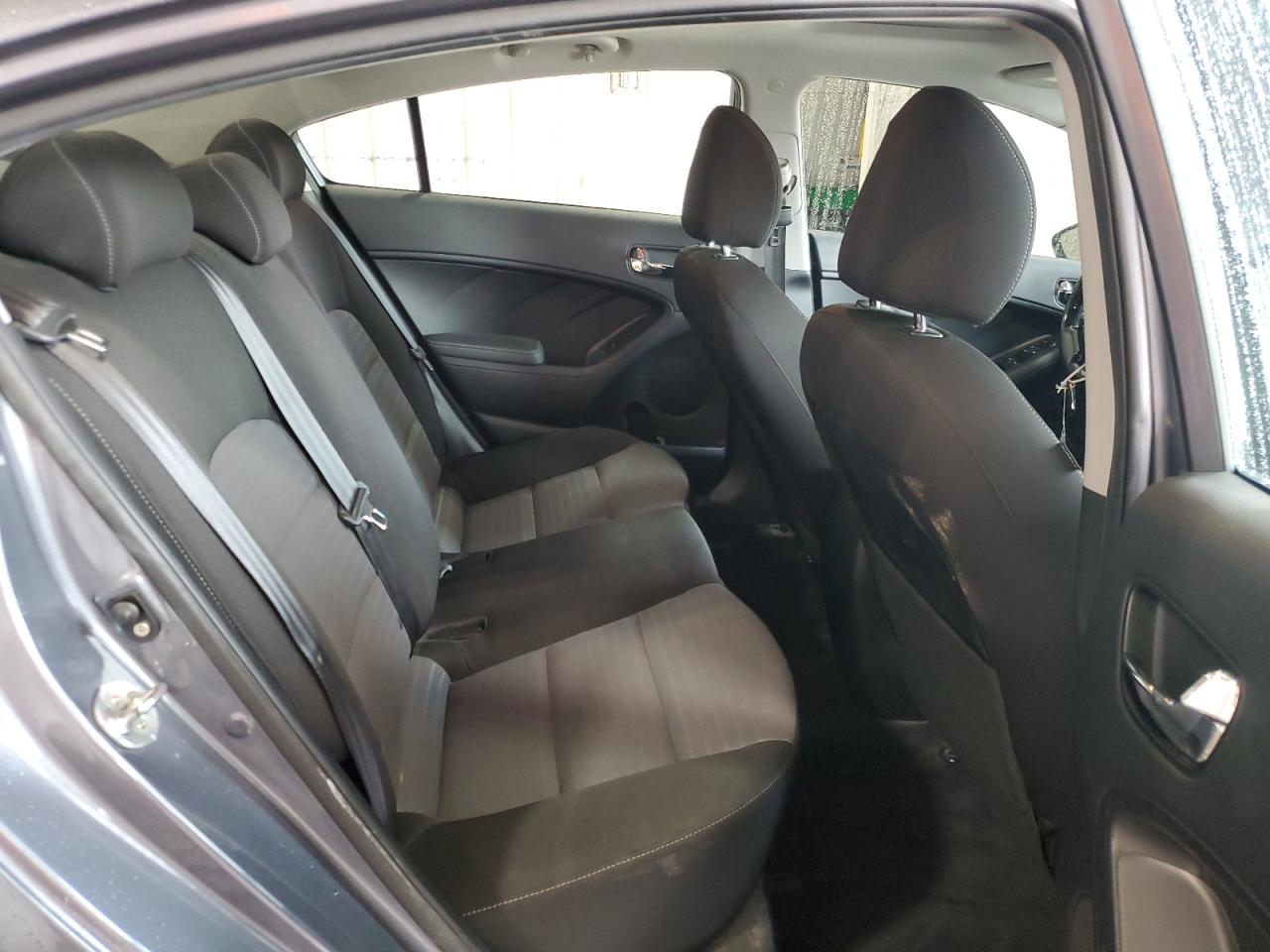 2018 Kia Forte Lx VIN: 3KPFL4A77JE213735 Lot: 67084944