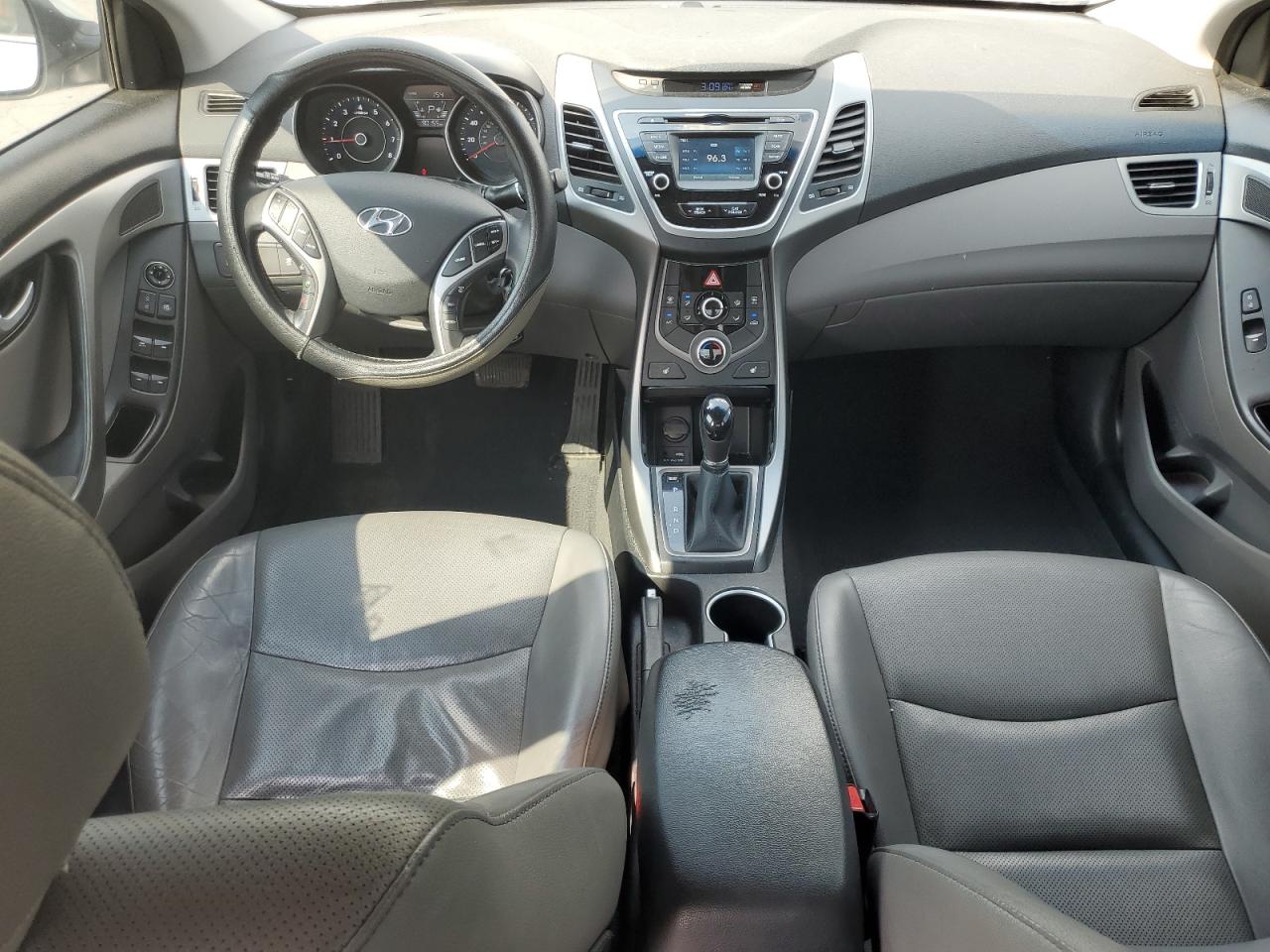 5NPDH4AE1EH482497 2014 Hyundai Elantra Se