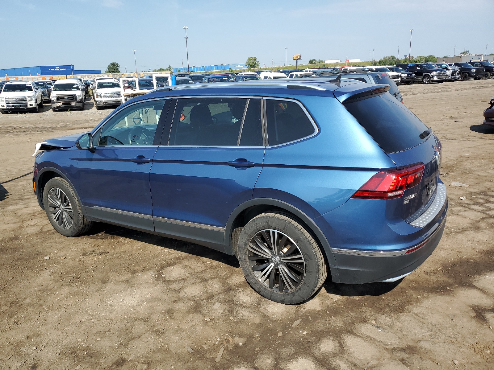 3VV2B7AX7JM088522 2018 Volkswagen Tiguan Se