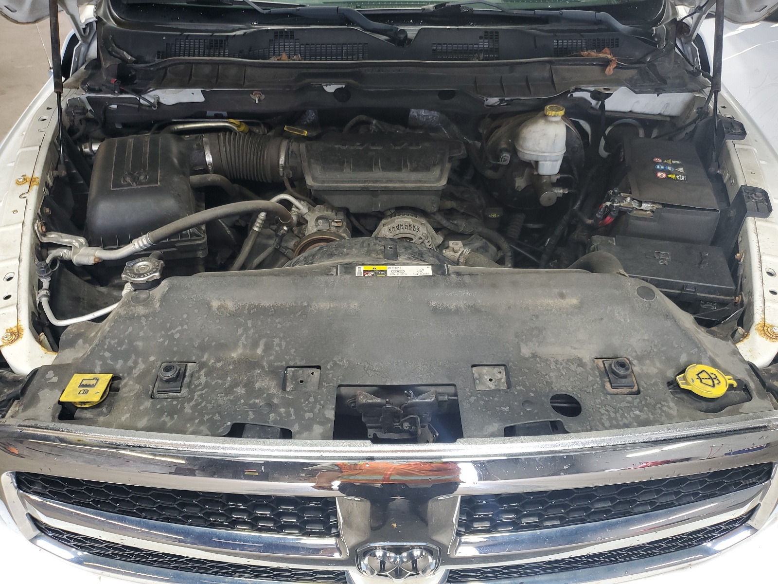 3C6JR6EP6DG530775 2013 Ram 1500 Slt