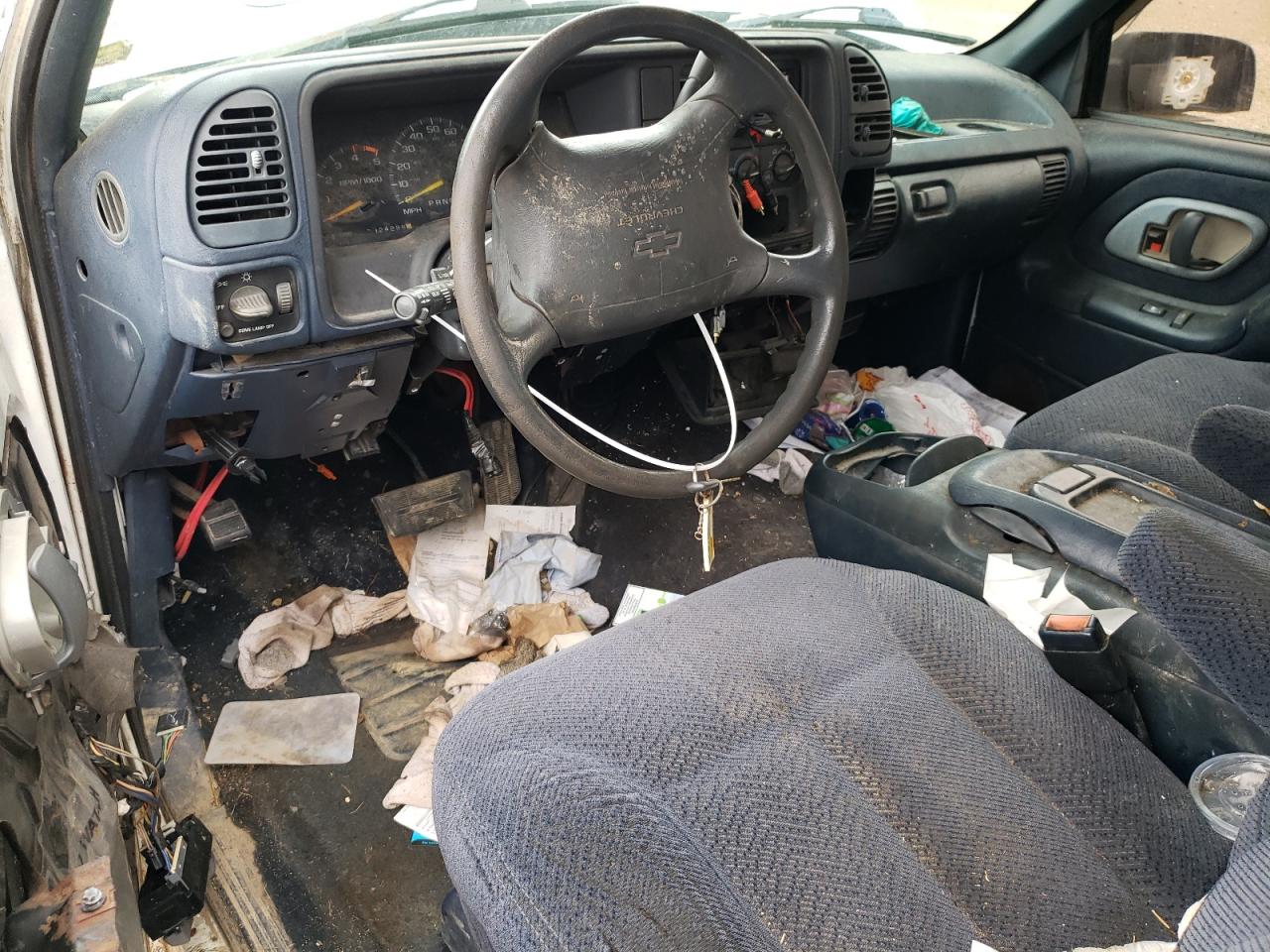 1995 Chevrolet Gmt-400 C1500 VIN: 2GCEC19K8S1257311 Lot: 66113024