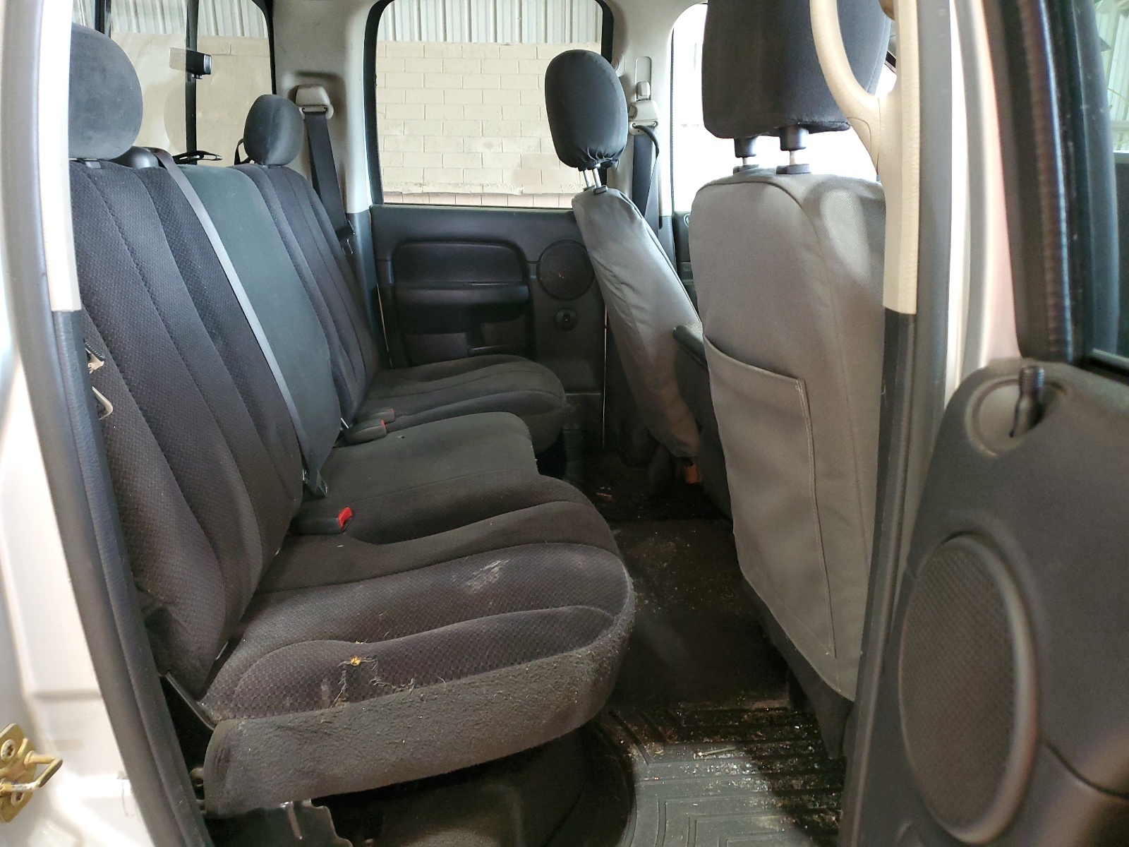 3D7KA28C54G178445 2004 Dodge Ram 2500 St