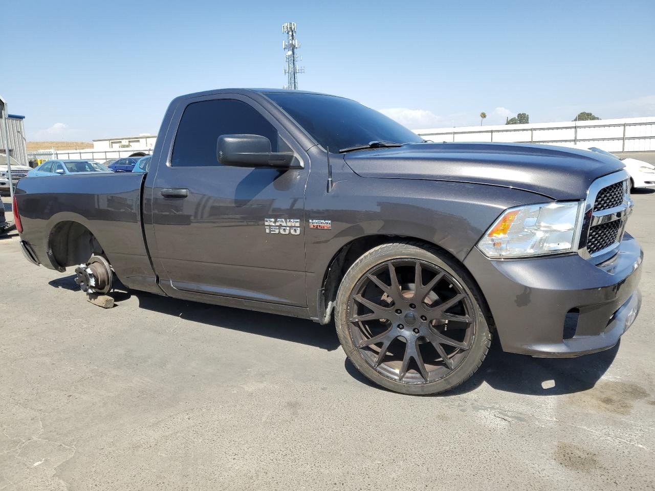 2018 RAM 1500 - Image 4