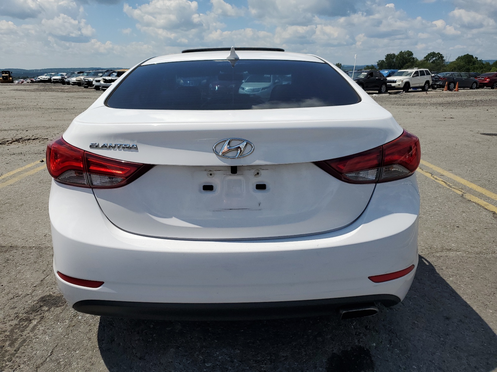 KMHDH4AHXFU251269 2015 Hyundai Elantra Se