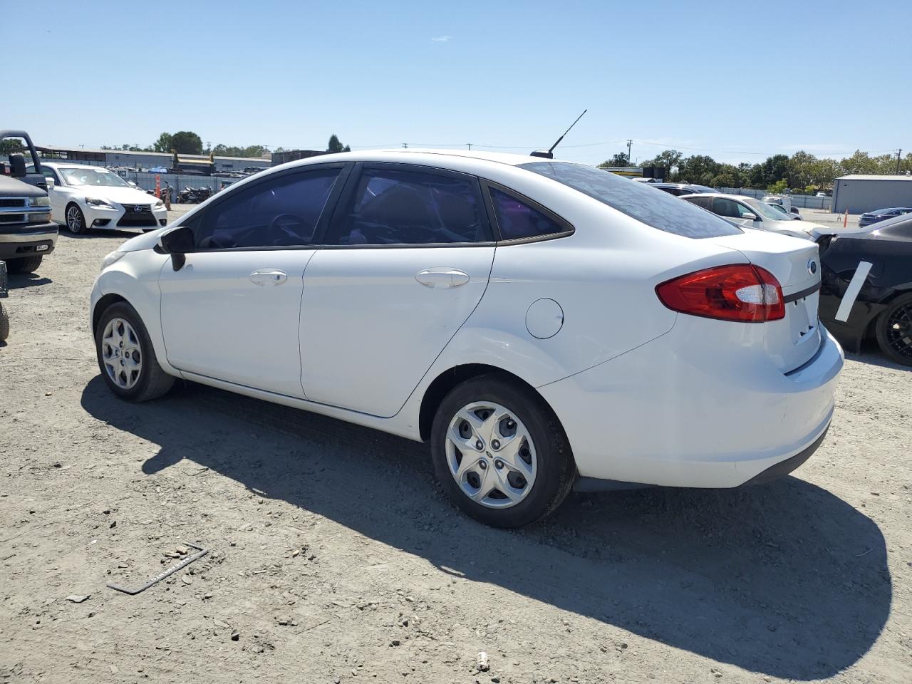 2013 Ford Fiesta S VIN: 3FADP4AJ3DM111257 Lot: 66432494