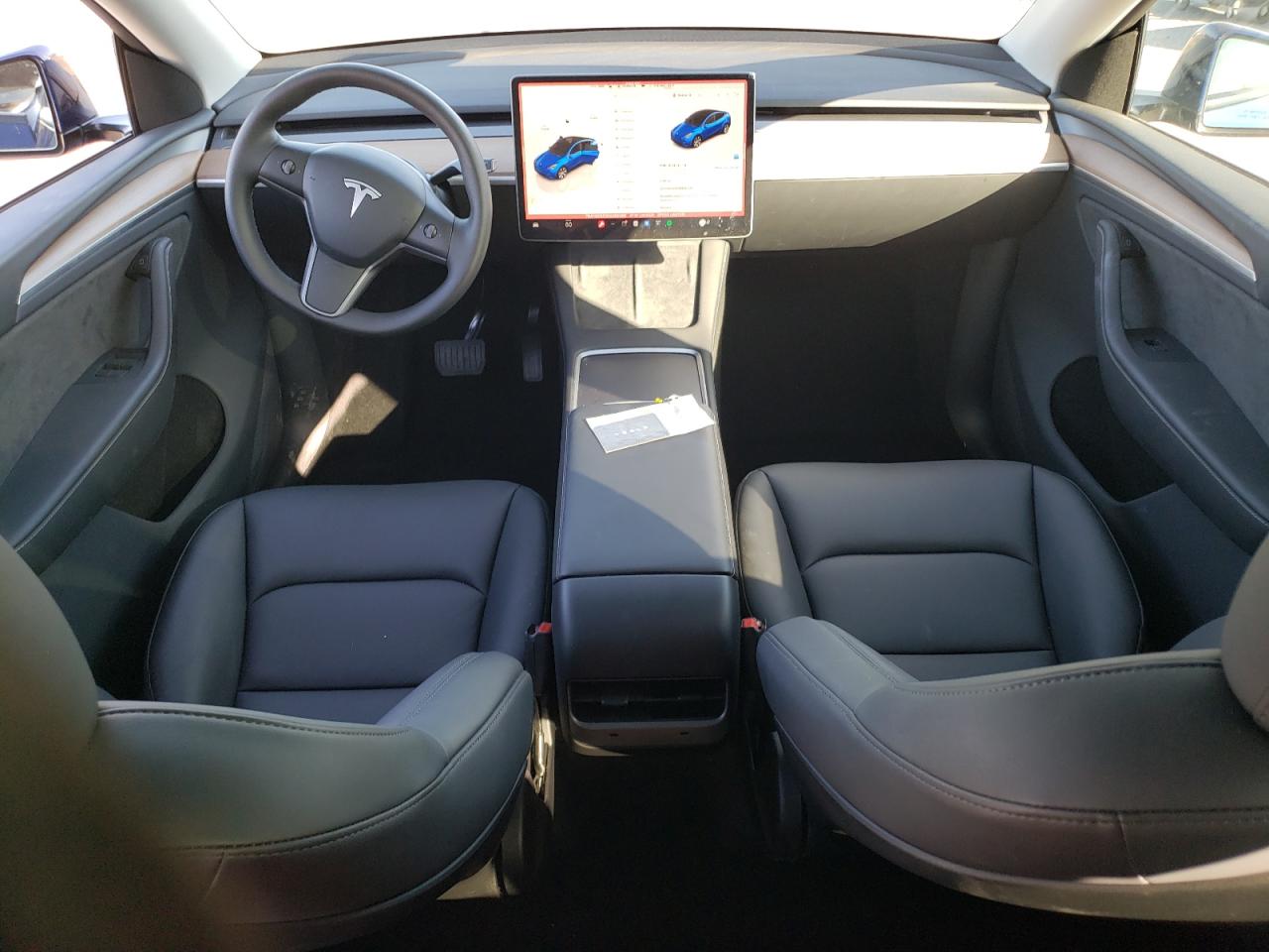 7SAYGDEE5RA250388 2024 Tesla Model Y