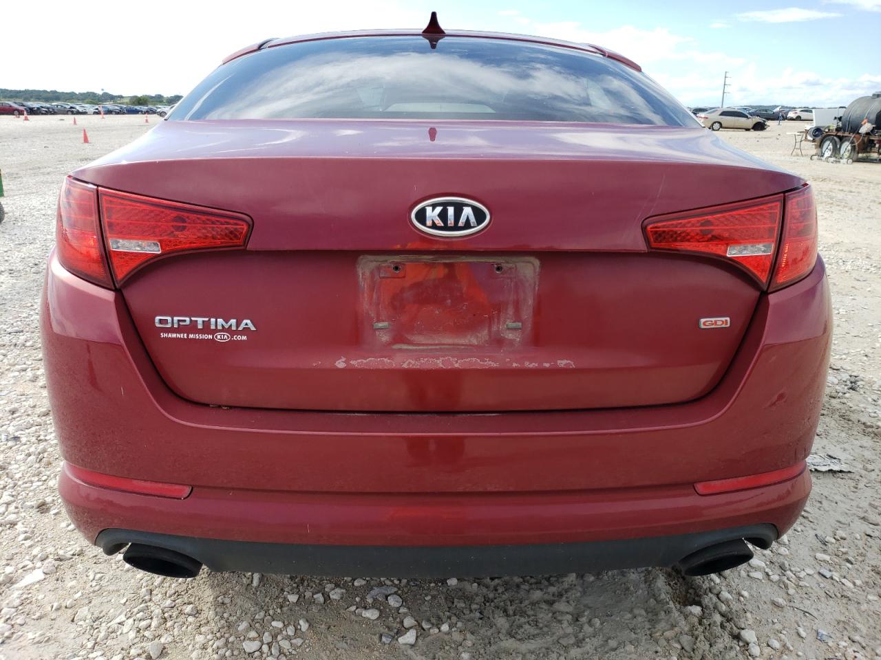 KNAGM4A75B5160562 2011 Kia Optima Lx