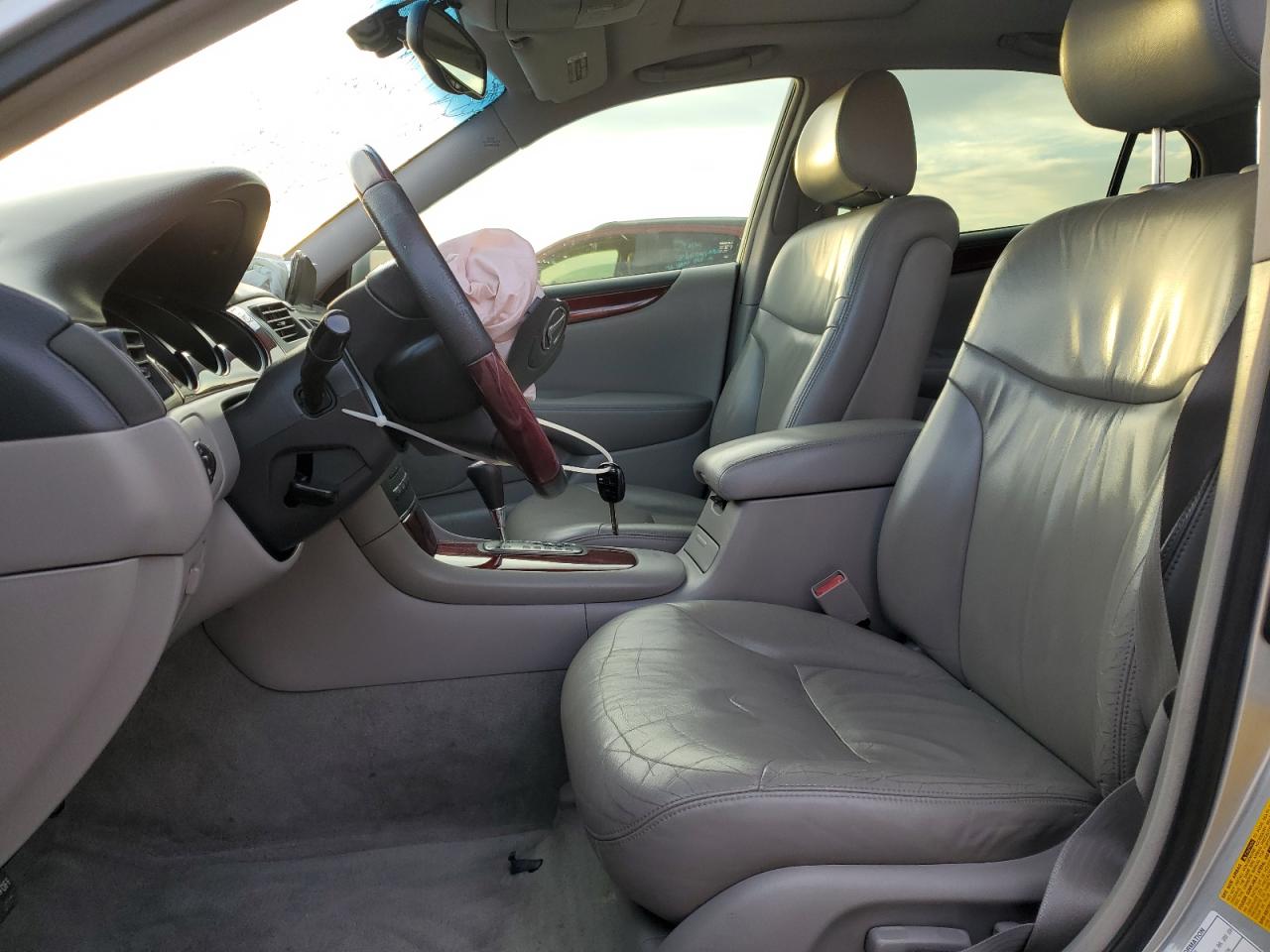 2002 Lexus Es 300 VIN: JTHBF30G820048613 Lot: 66134744