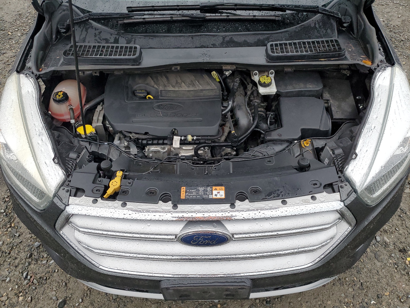 1FMCU9JD1HUC35269 2017 Ford Escape Titanium