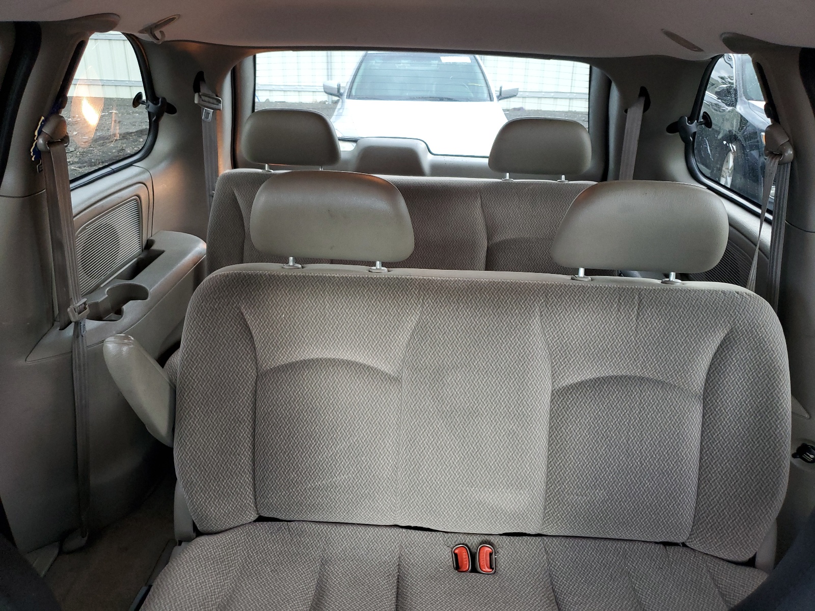 1B4GP25332B672146 2002 Dodge Caravan Se