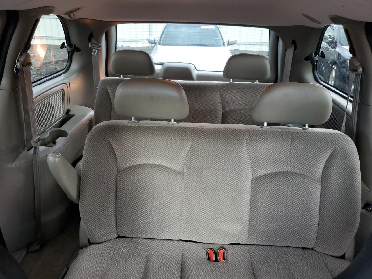 2002 Dodge Caravan Se VIN: 1B4GP25332B672146 Lot: 67632124