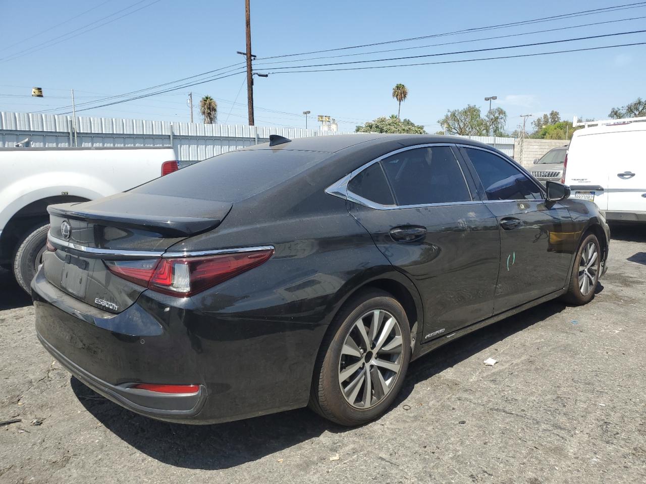 58AD21B11LU006818 Lexus ES300 ES 300H 3