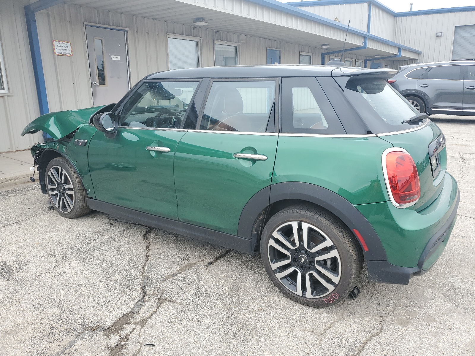 2023 Mini Cooper S vin: WMW53DK0XP2S62752