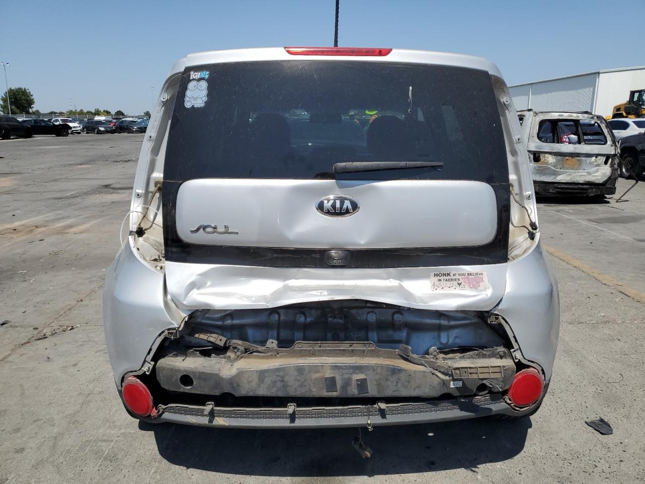 KNDJP3A52G7863038 2016 Kia Soul +