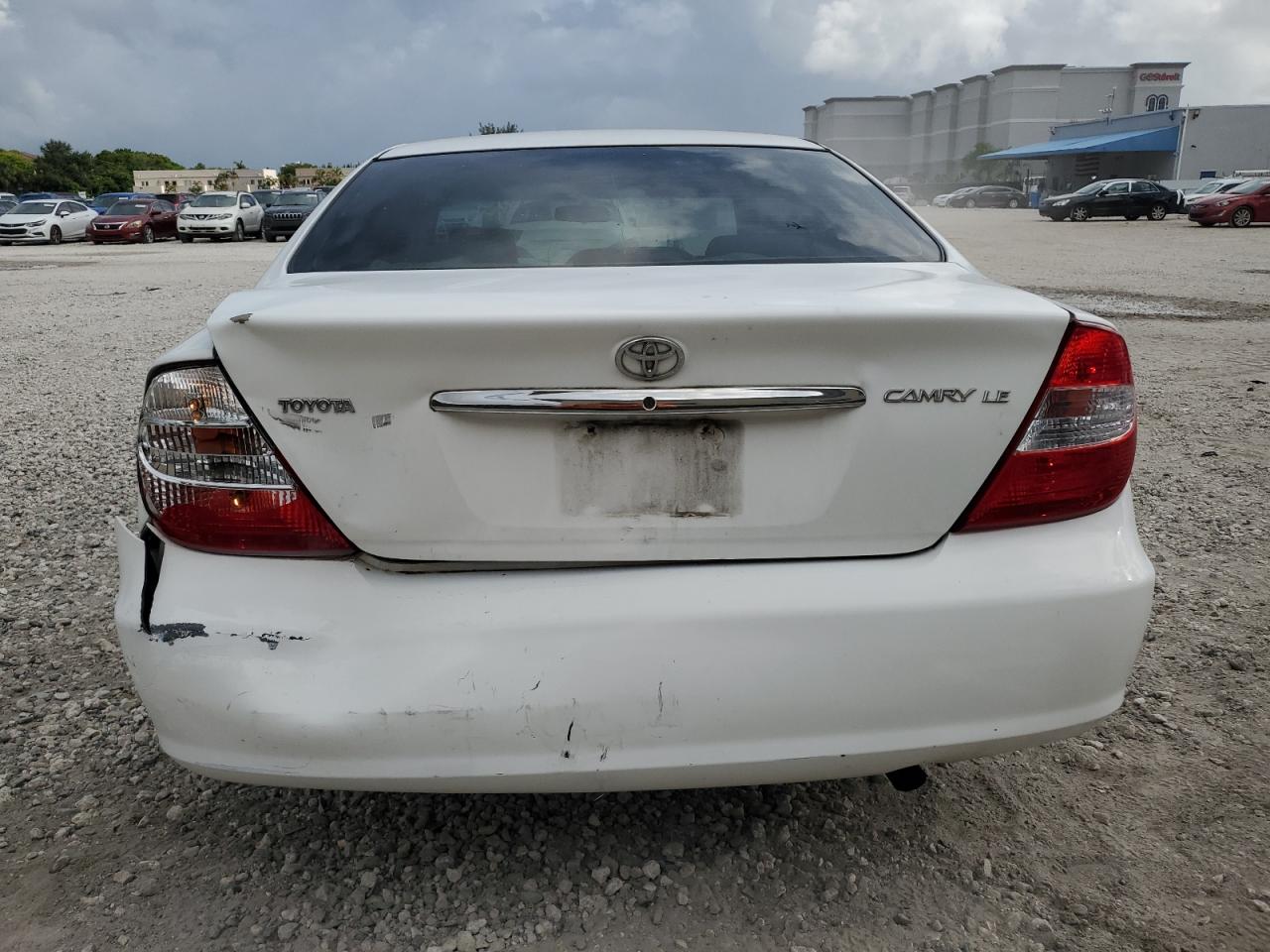 2004 Toyota Camry Le VIN: 4T1BE30K94U362951 Lot: 67313054