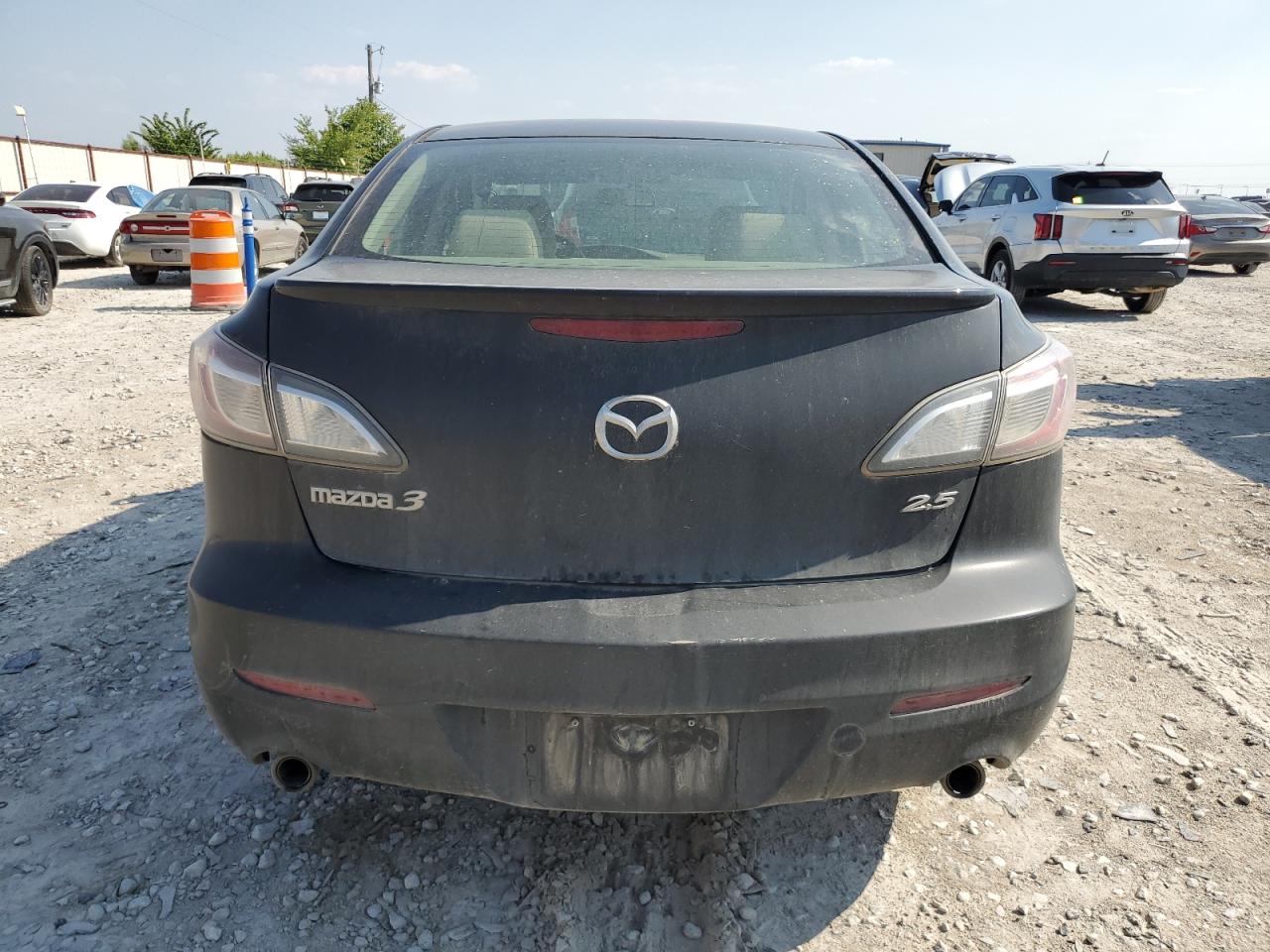 2010 Mazda 3 S VIN: JM1BL1S65A1177324 Lot: 66178024