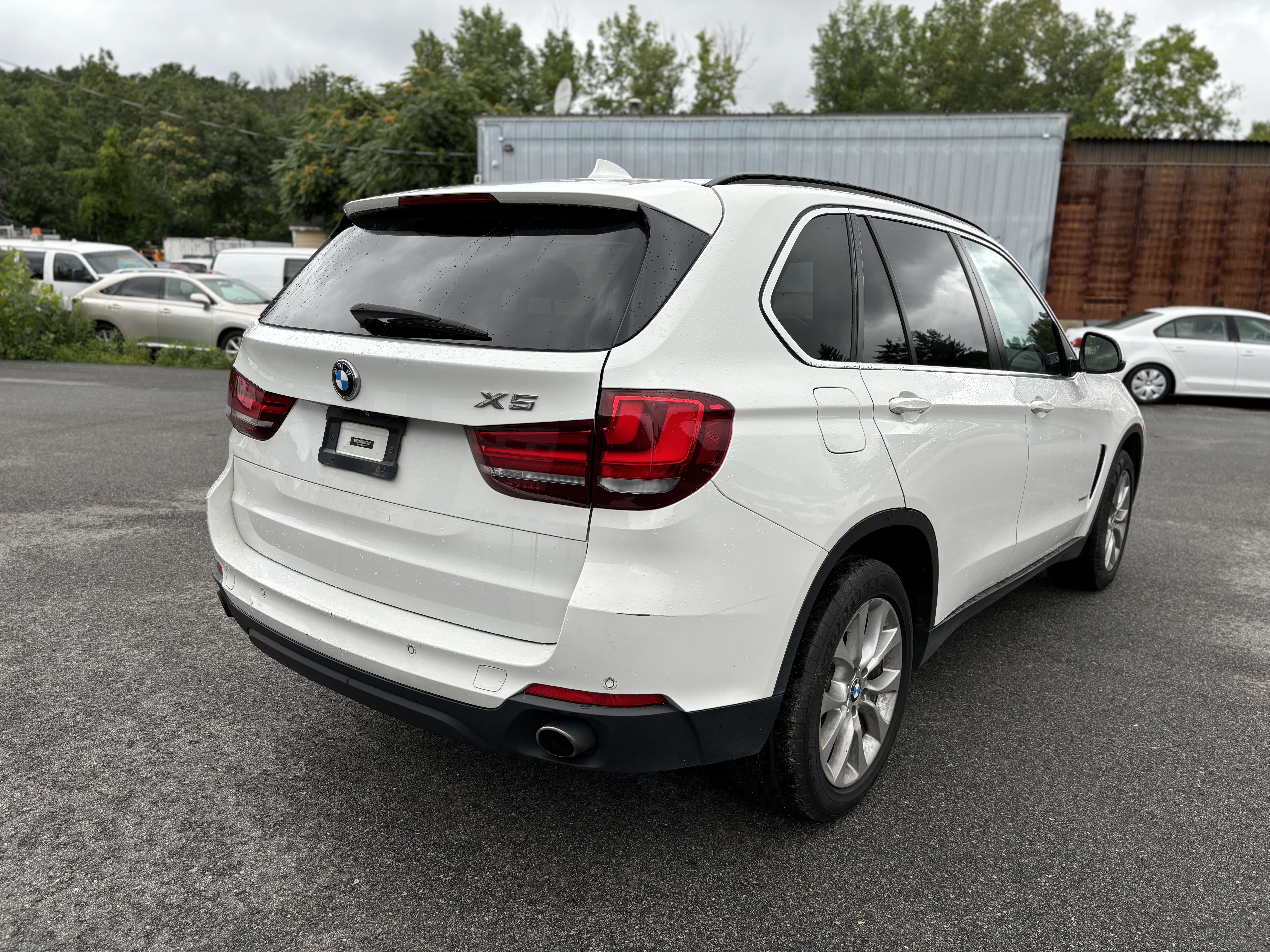 2016 BMW X5 xDrive35I vin: 5UXKR0C52G0S90319