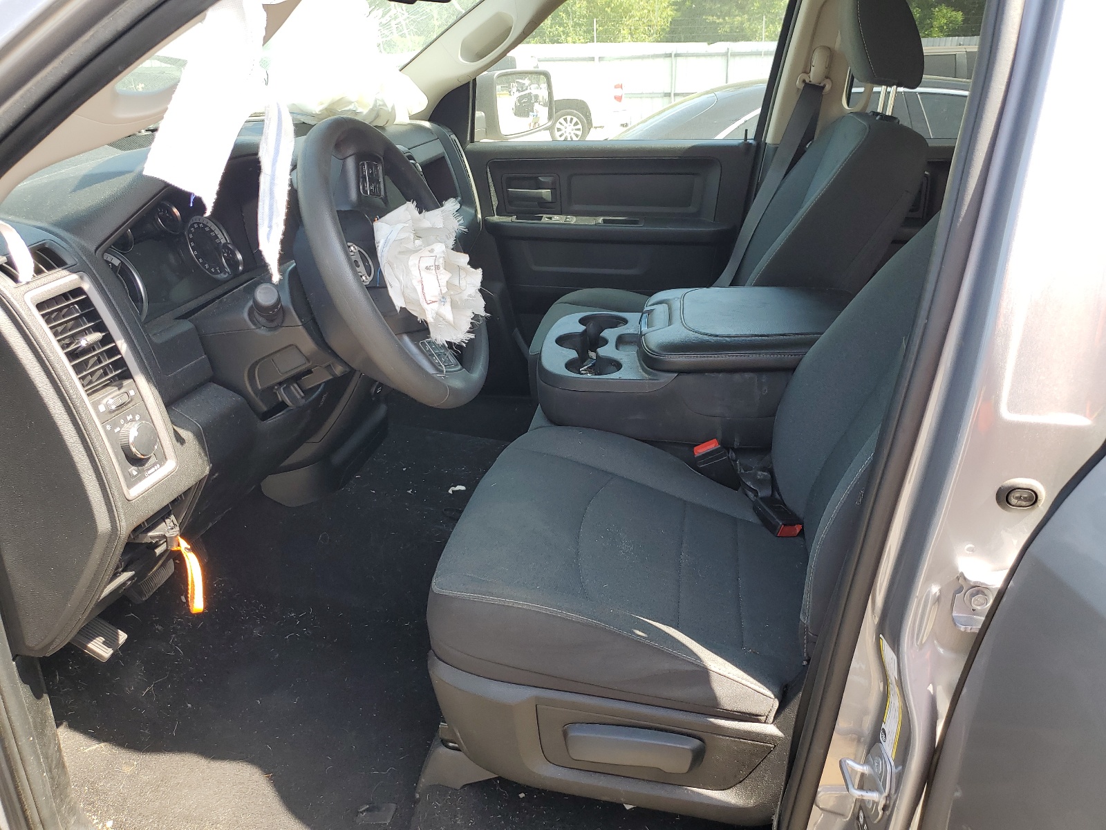 1C6RR6FG8PS520084 2023 Ram 1500 Classic Tradesman