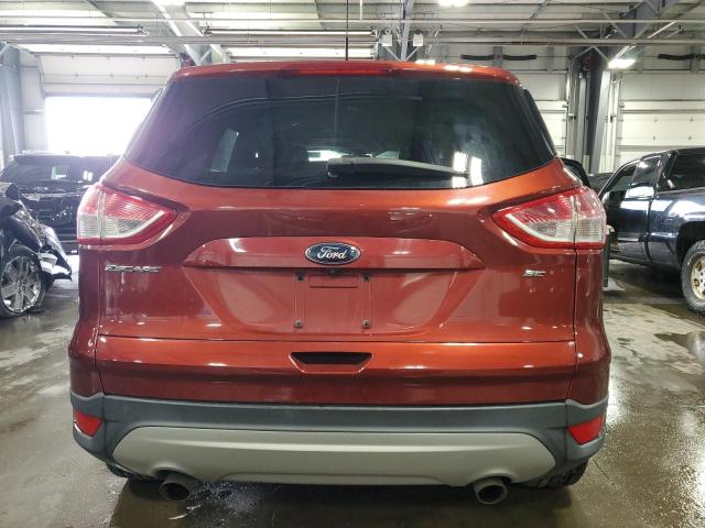  FORD ESCAPE 2016 Czerwony