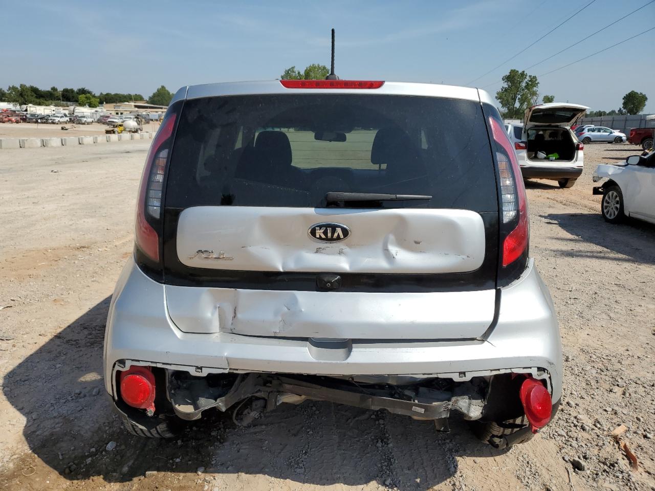 KNDJP3A50J7604670 2018 Kia Soul +