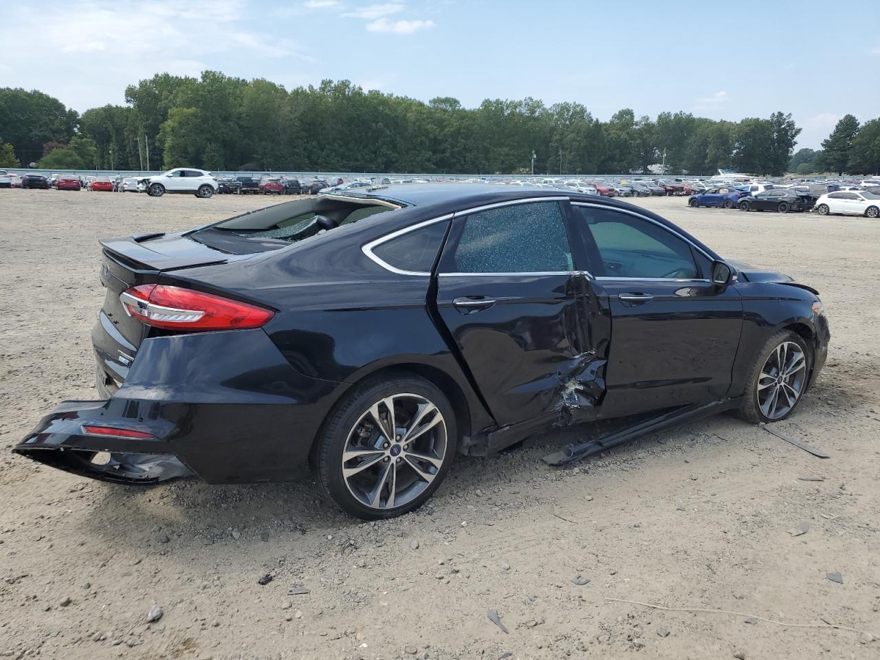 2020 Ford Fusion - Image 3