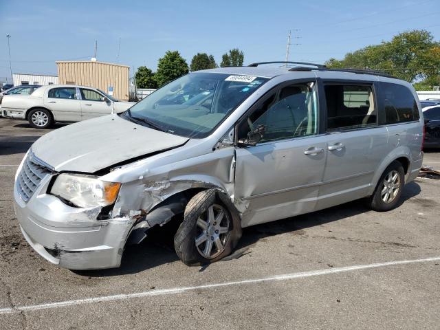 2010 Chrysler Town & Country Touring