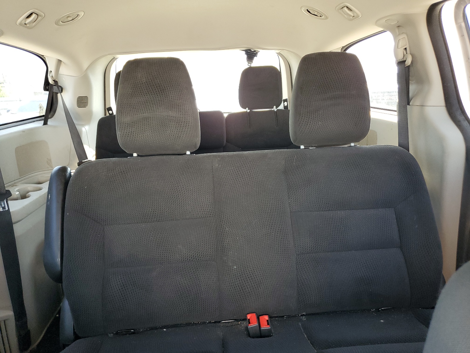 2C4RDGBG0HR850369 2017 Dodge Grand Caravan Se