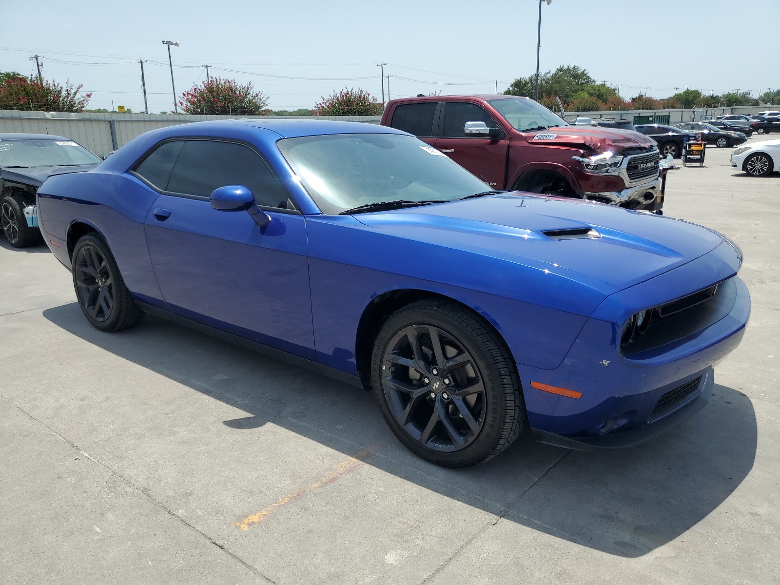 2022 Dodge Challenger Sxt vin: 2C3CDZAG6NH230439