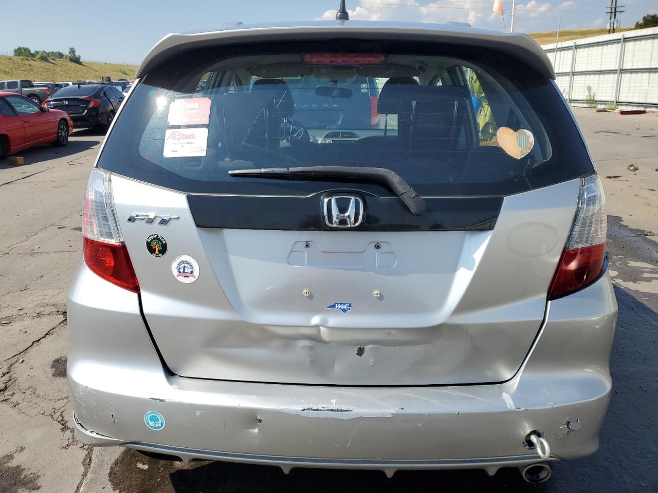 2011 Honda Fit - Image 6
