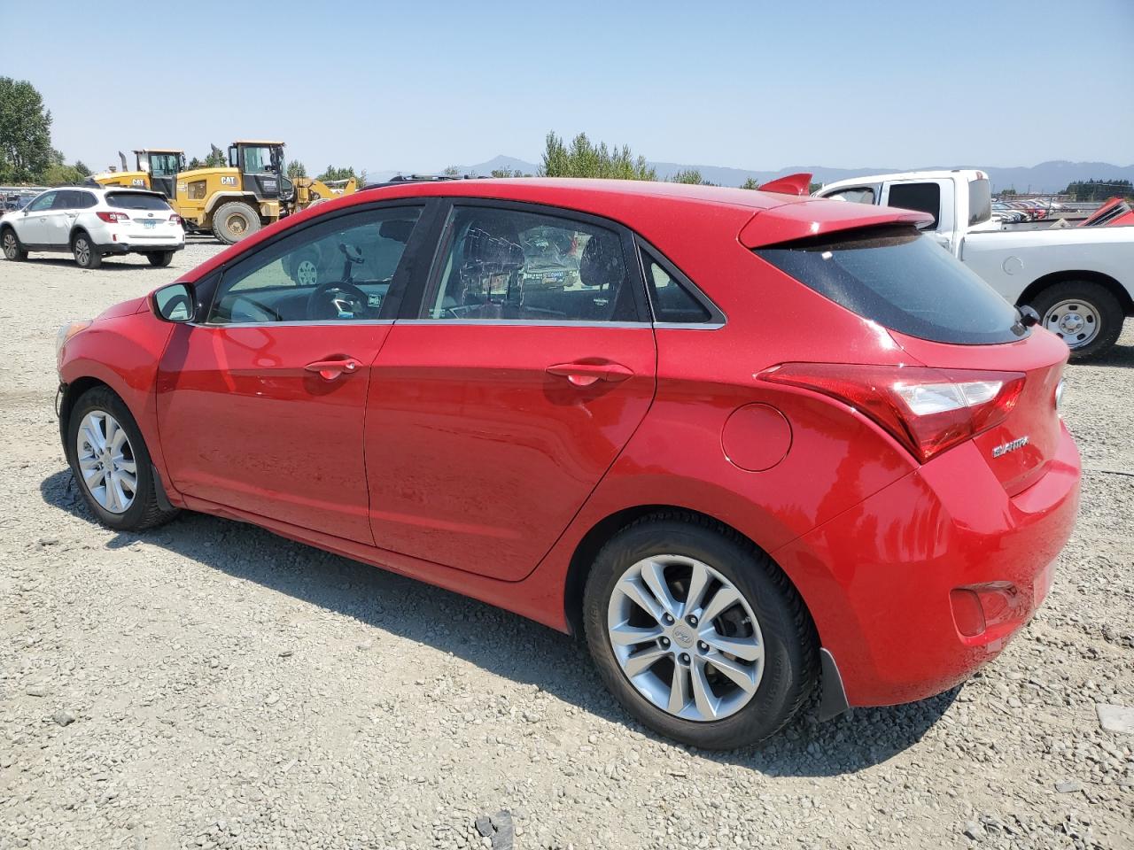 2013 Hyundai Elantra - Image 2