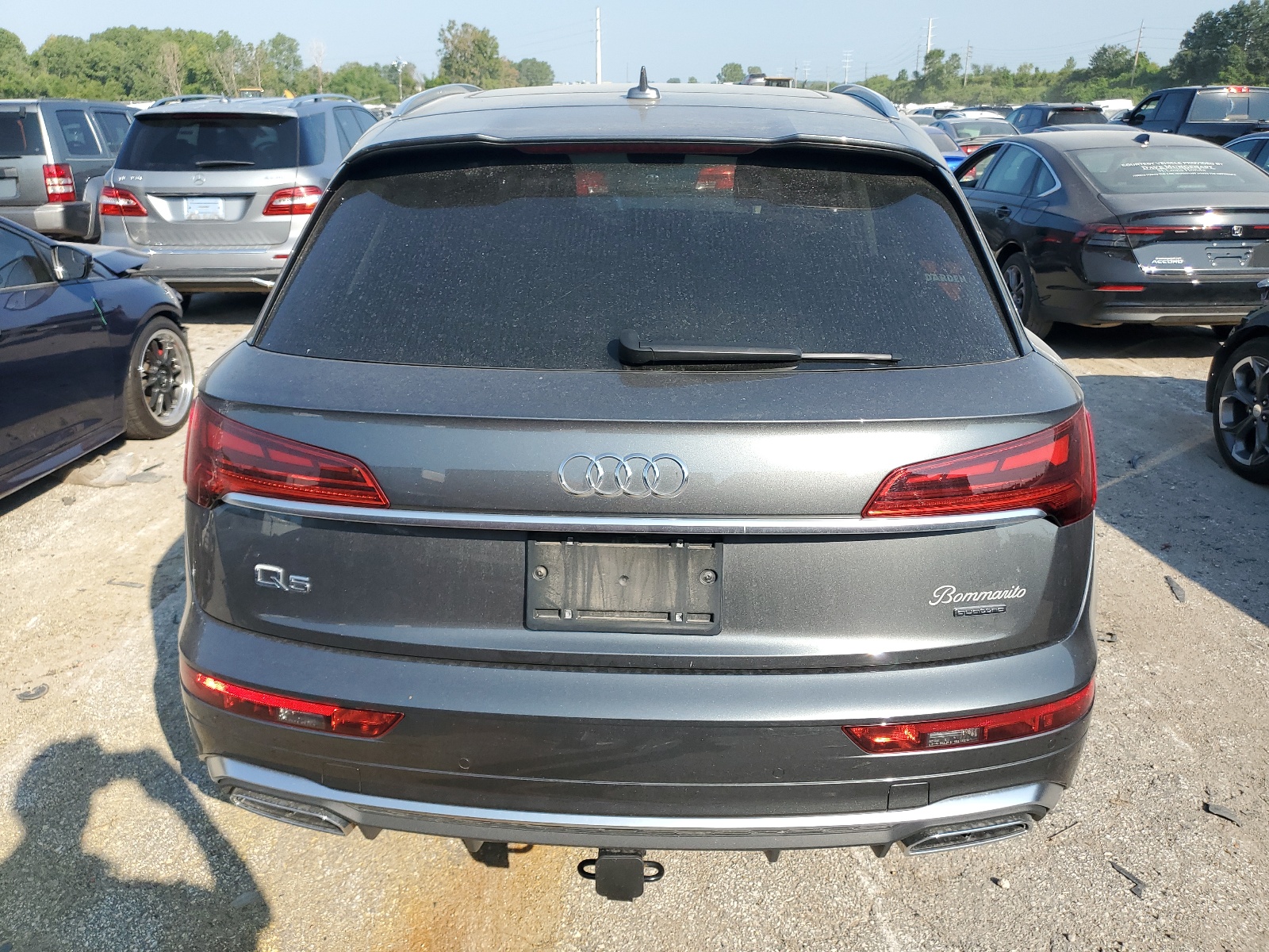 WA1E2AFY8N2061413 2022 Audi Q5 E Premium Plus 55