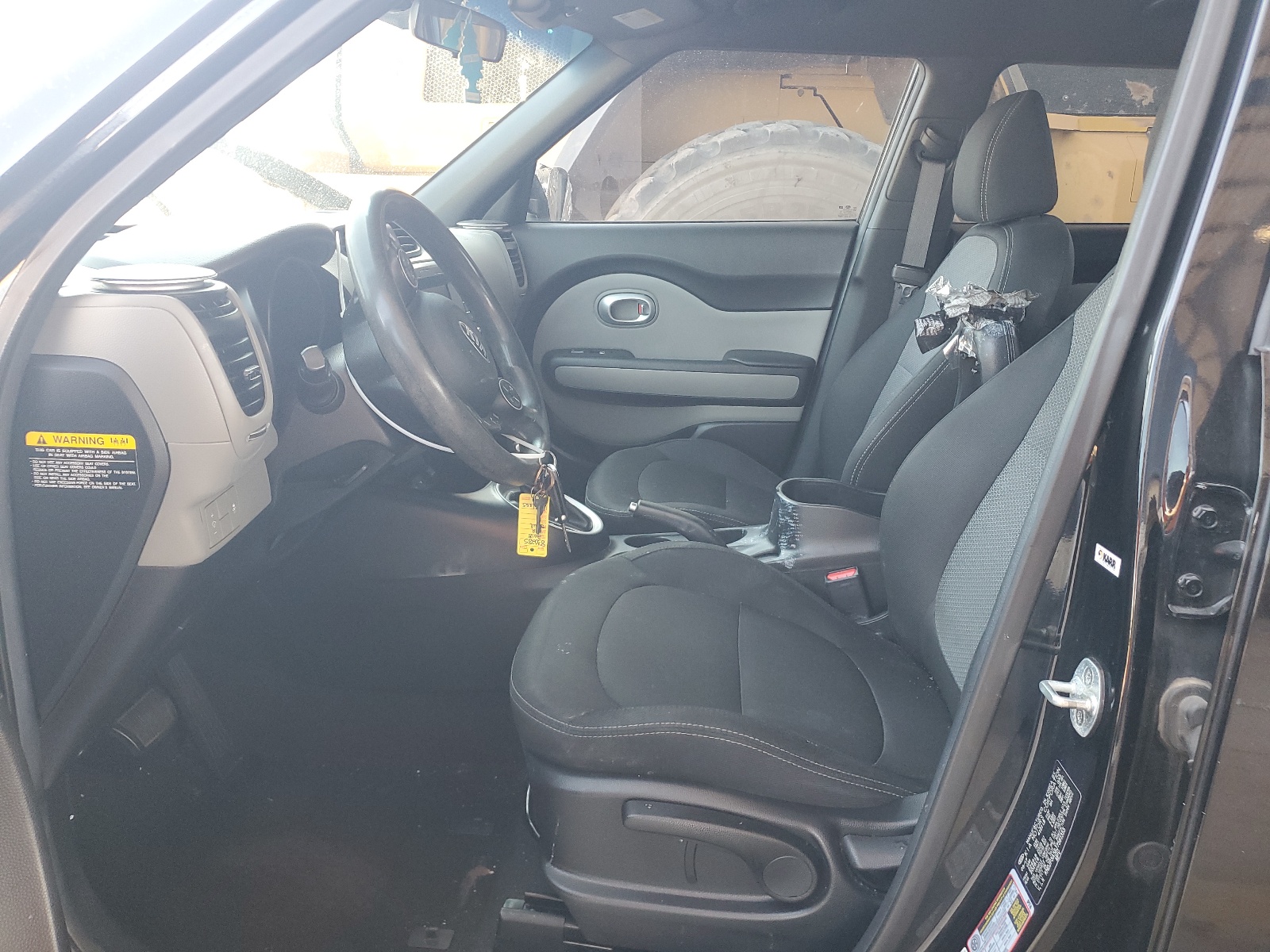 KNDJP3A56J7561355 2018 Kia Soul +