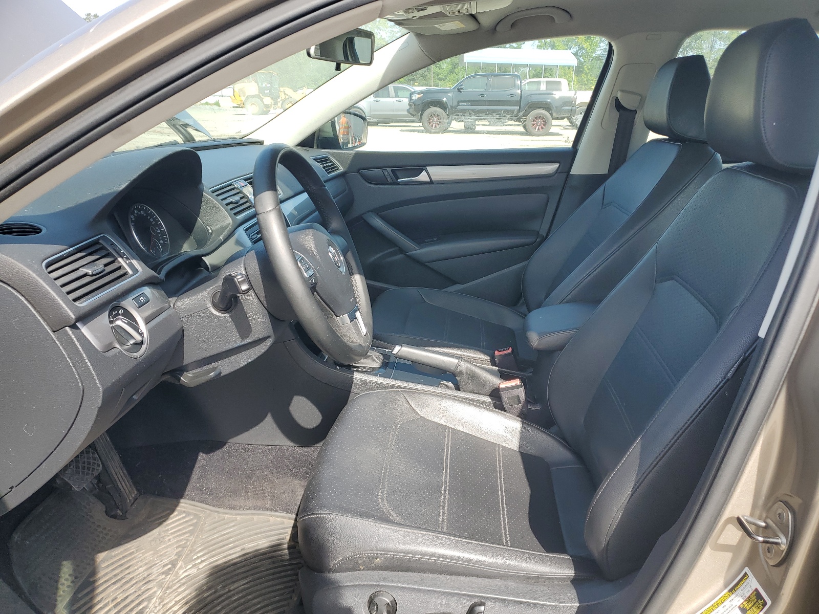 1VWAS7A32FC008069 2015 Volkswagen Passat S