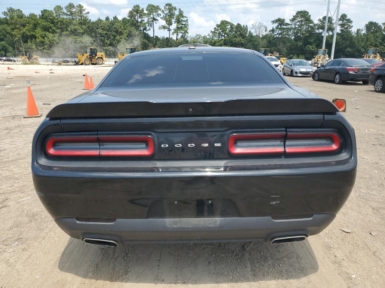 2C3CDZAG1KH694105 2019 Dodge Challenger Sxt