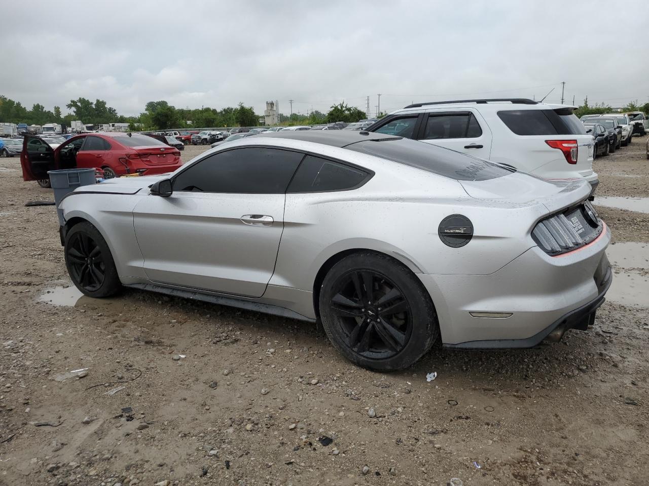 2015 Ford Mustang - Image 2