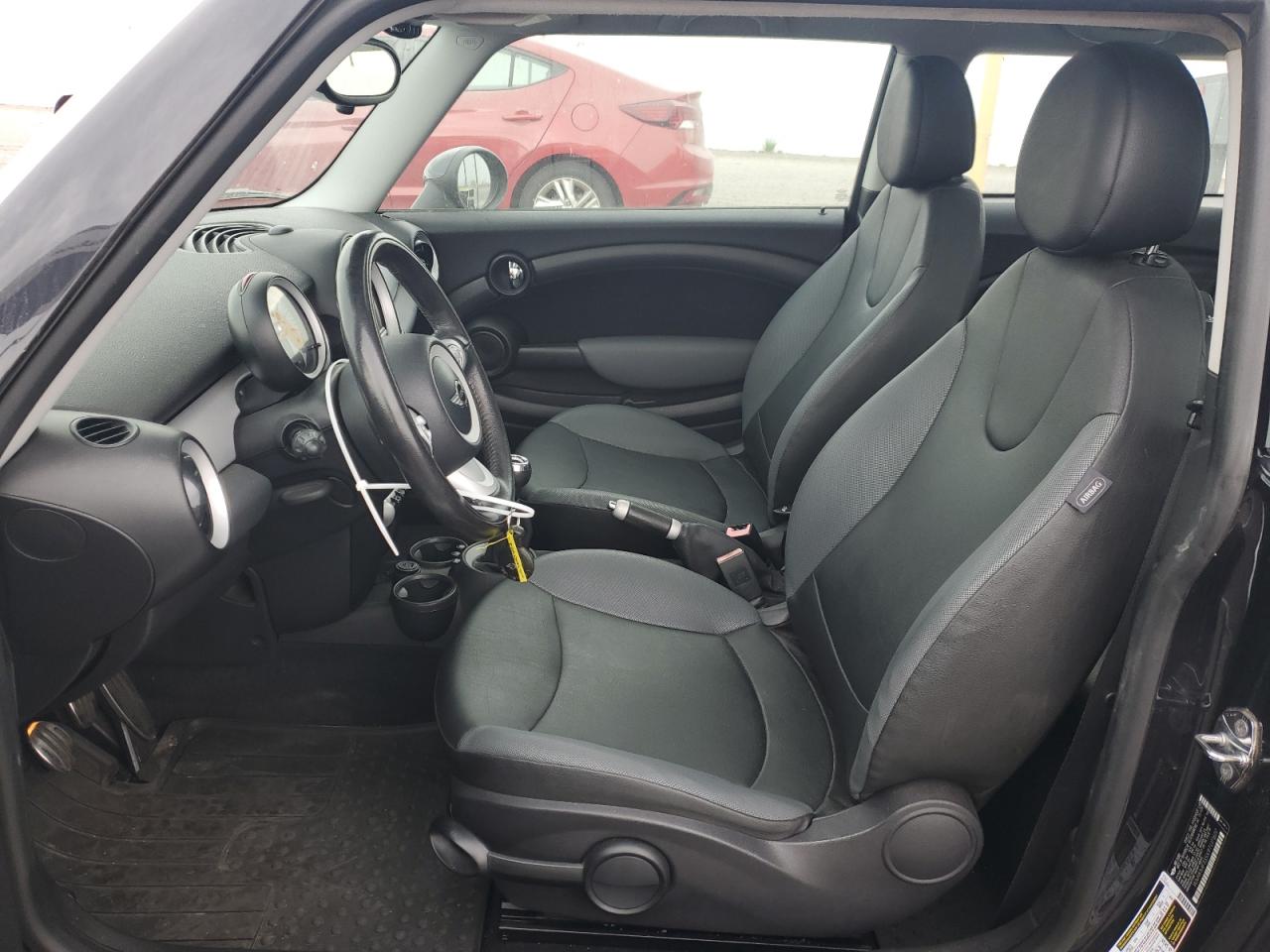 2009 Mini Cooper VIN: WMWMF335X9TU71607 Lot: 65685424