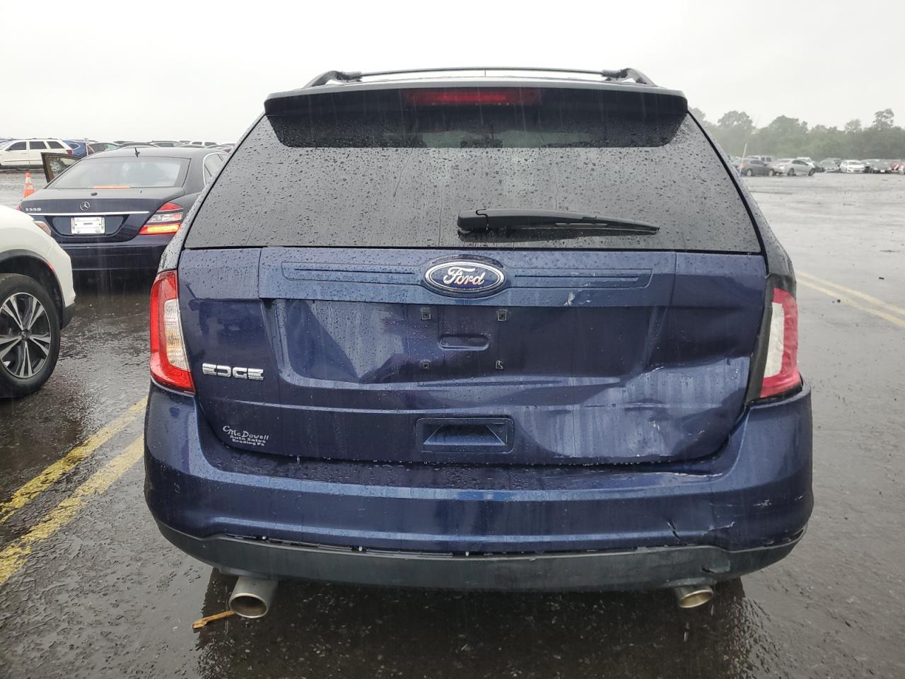 2FMDK3GC5BBA29214 2011 Ford Edge Se