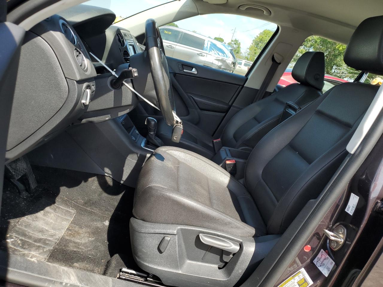 2016 Volkswagen Tiguan S VIN: WVGBV7AX8GW558437 Lot: 68112914