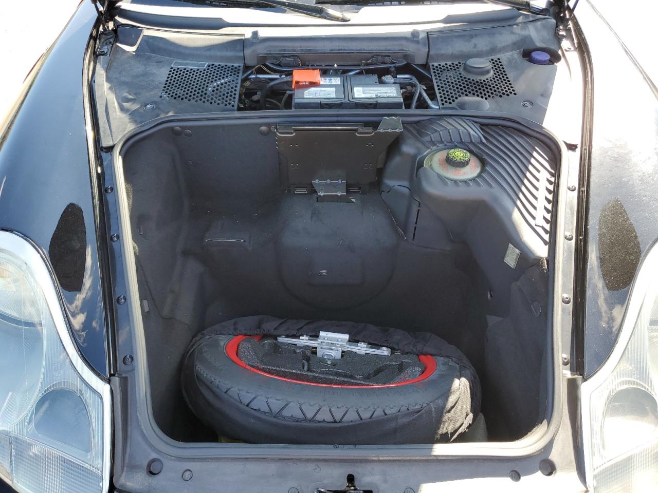 2002 Porsche Boxster - Image 11