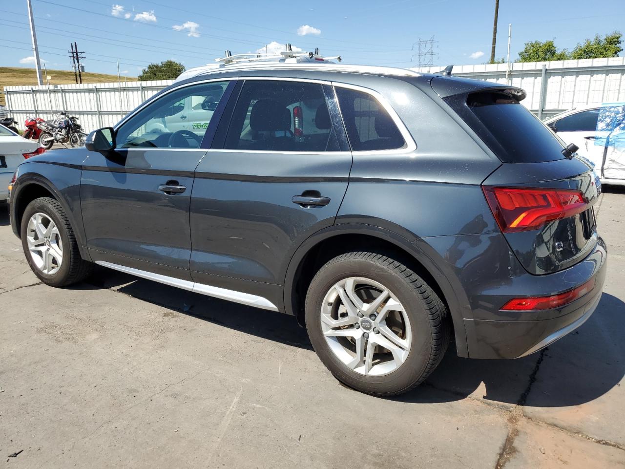 WA1BNBFY3J2023095 2018 AUDI Q5 - Image 2