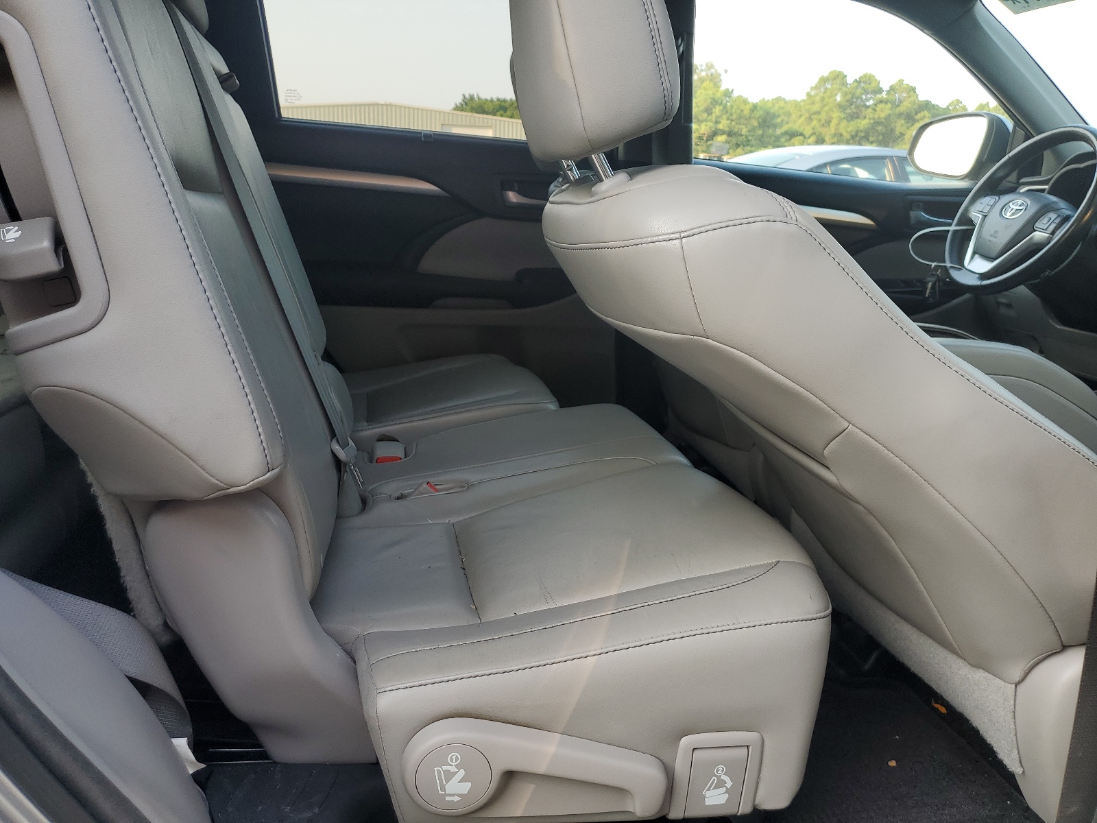 5TDJKRFH4FS198751 2015 Toyota Highlander Xle