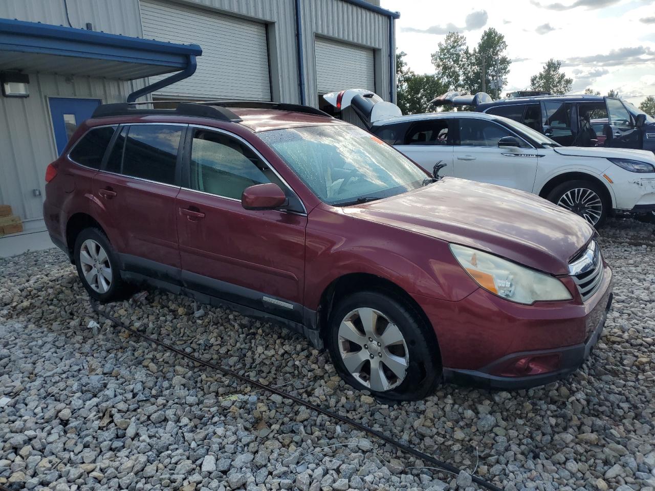 2011 Subaru Outback - Image 4