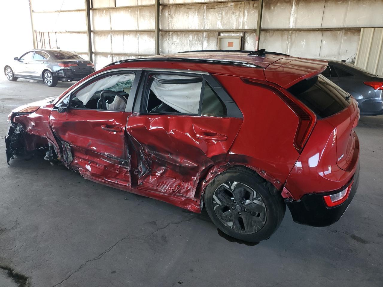 KNDCR3L17P5022647 Kia Niro Wind  2