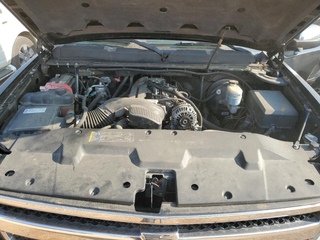 2009 Chevrolet Silverado - Image 13