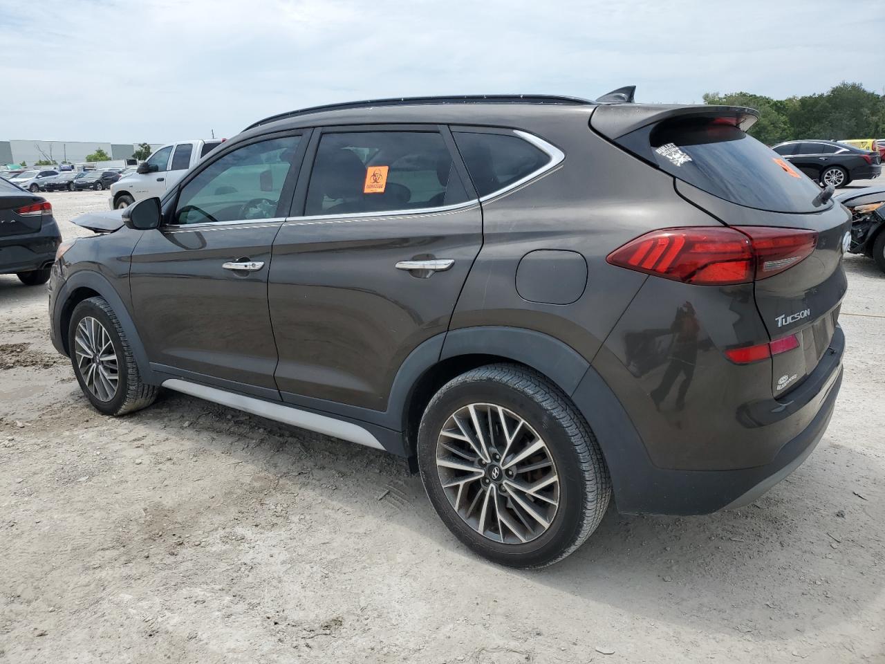 KM8J33AL5KU015526 2019 HYUNDAI TUCSON - Image 2