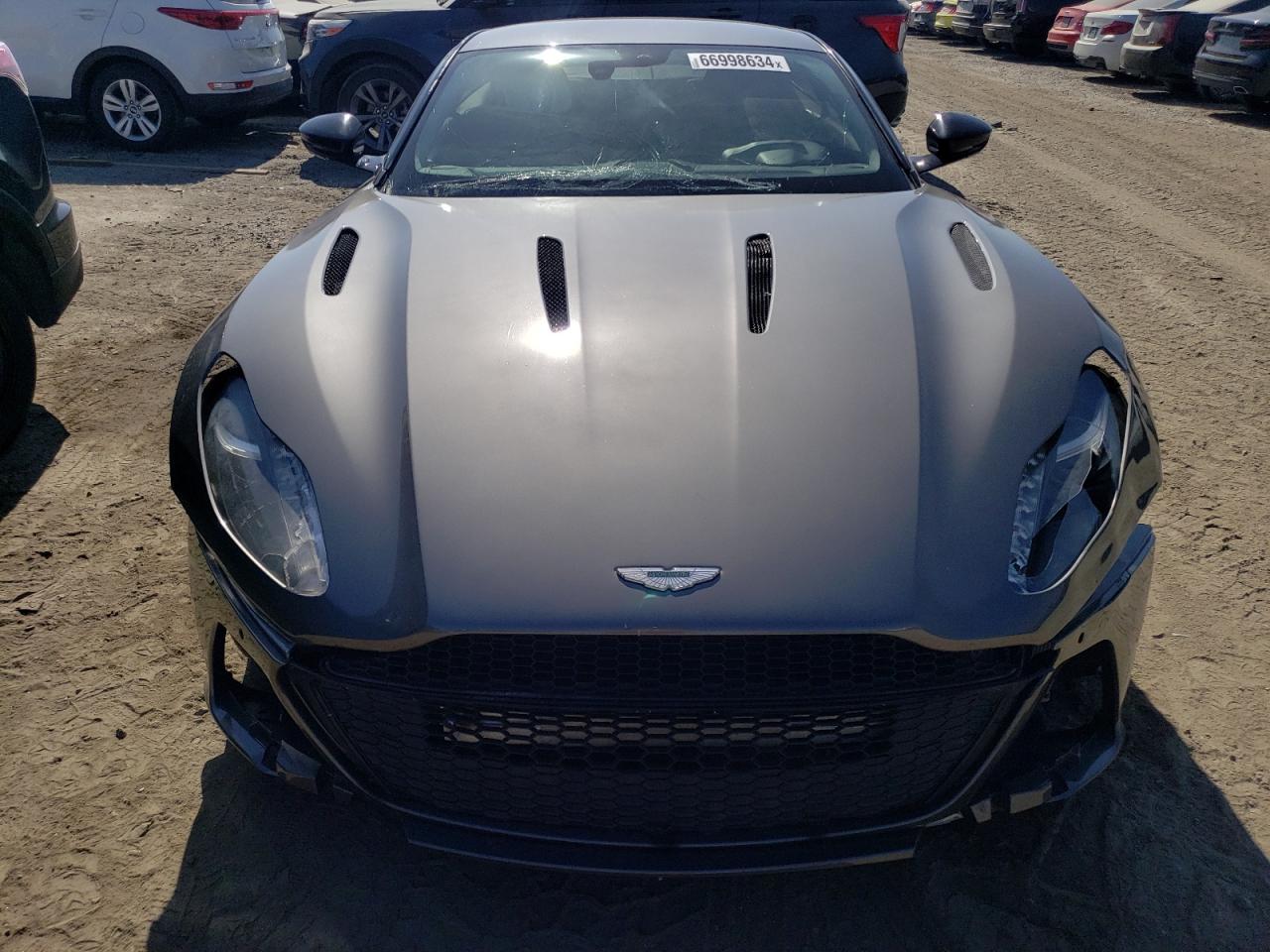 SCFRMFAW0KGL05379 2019 Aston Martin Db11